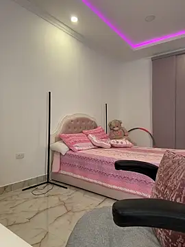 Sensualtease online show from February 7, 8:34 pm