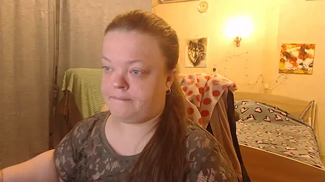 Janiffer MiMi online show from February 8, 6:22 pm