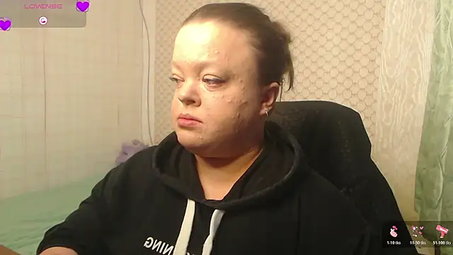 Janiffer MiMi online show from February 8, 11:35 am