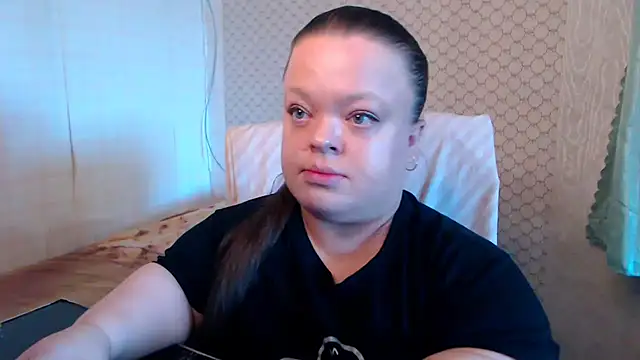 Janiffer MiMi online show from July 11, 3:48 pm