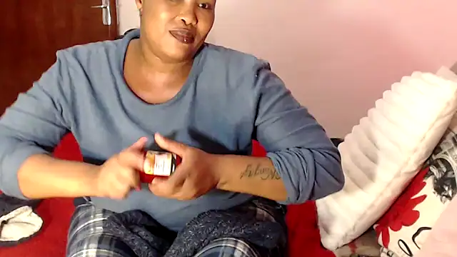 BADFATASS85 online show from March 10, 8:45 pm