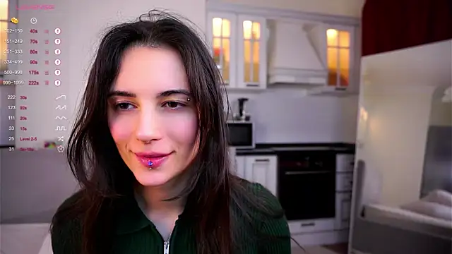 Snapshot of Holla_Molly chatting on February 27, 2:43 pm Holla Molly online show from February 27, 2:43 pm