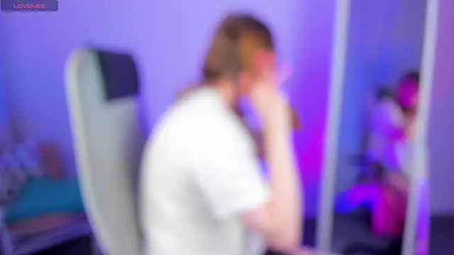 Snapshot of Vivian_cutie chatting on January 25, 10:29 am Vivian cutie online show from January 25, 10:29 am