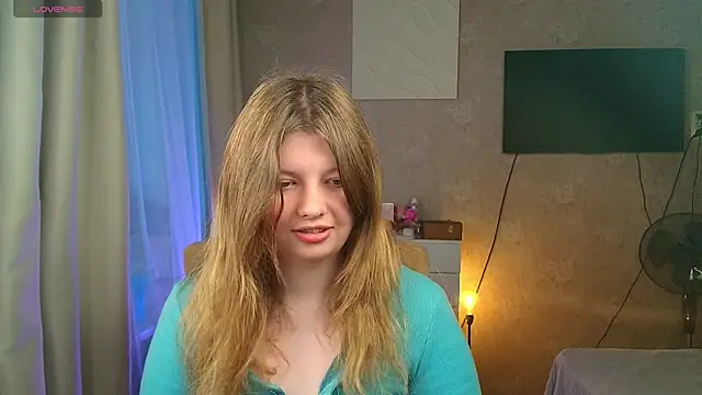 Snapshot of Vivian_cutie chatting on November 29, 10:29 am Vivian cutie online show from November 29, 10:29 am