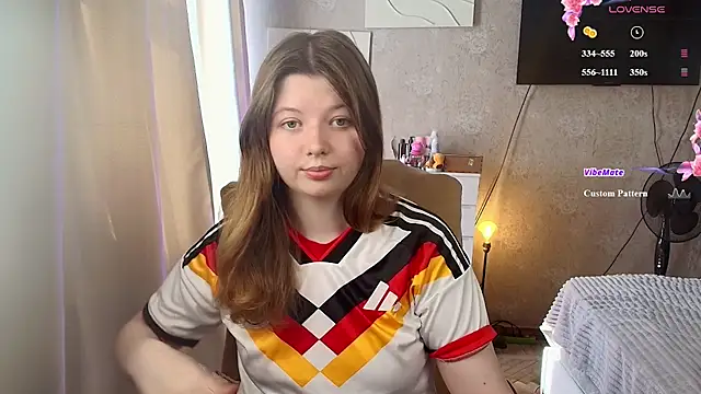 Snapshot of Vivian_cutie chatting on June 29, 12:38 pm Vivian cutie online show from June 29, 12:38 pm