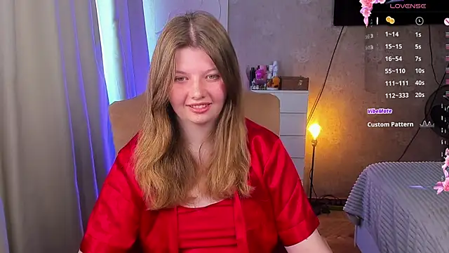 Snapshot of Vivian_cutie chatting on July 27, 7:37 am Vivian cutie online show from July 27, 7:37 am