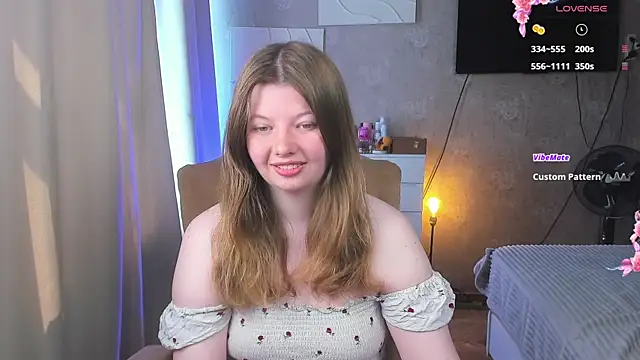 Snapshot of Vivian_cutie chatting on July 29, 10:35 am Vivian cutie online show from July 29, 10:35 am
