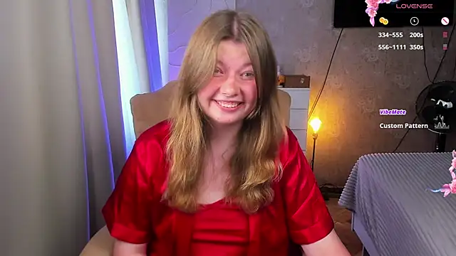 Snapshot of Vivian_cutie chatting on August 6, 3:36 pm Vivian cutie online show from August 6, 3:36 pm