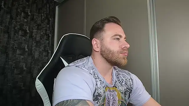 Thori92 online show from February 20, 8:03 pm