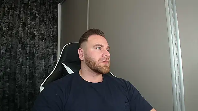 Thori92 online show from January 14, 5:40 pm