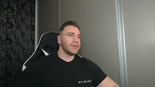 Thori92 online show from February 28, 5:47 pm