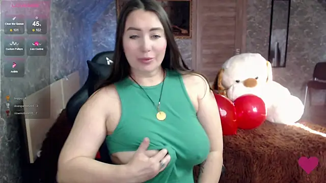 Snapshot of Korolek12 chatting on February 10, 12:29 pm Korolek12 online show from February 10, 12:29 pm