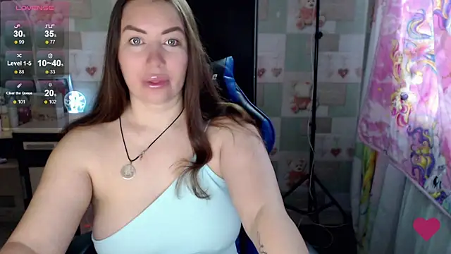 Snapshot of Korolek12 chatting on March 13, 4:49 am Korolek12 online show from March 13, 4:49 am