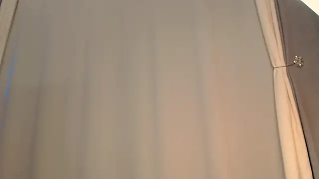 Snapshot of Tremendous_blondie chatting on July 19, 3:16 pm Tremendous blondie online show from July 19, 3:16 pm