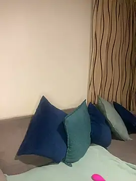 Snapshot of PETITE_NAOMI chatting on February 10, 6:56 pm PETITE NAOMI online show from February 10, 6:56 pm