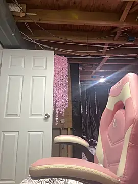 Farrah Owens online show from March 5, 6:34 pm