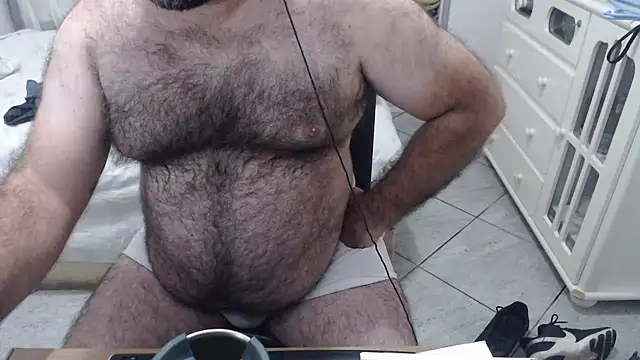 MysterBearMG online show from February 5, 10:55 pm