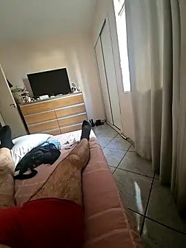 MysterBearMG online show from February 7, 8:42 pm