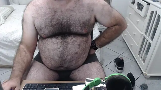 MysterBearMG online show from March 7, 11:16 pm