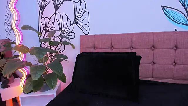 Snapshot of Sweet_Ariadna_ chatting on March 1, 3:16 pm Sweet Ariadna online show from March 1, 3:16 pm