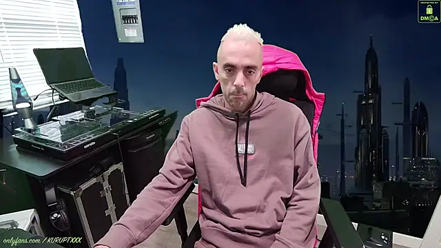 kuruptxxx live online show from January 3, 5:42 pm