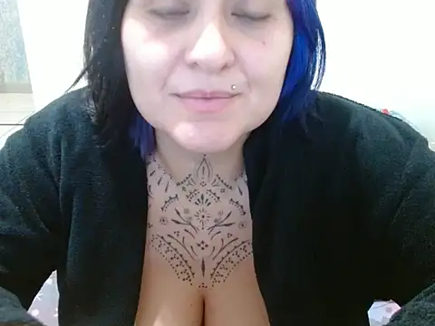 vaholiver online show from May 12, 5:54 pm