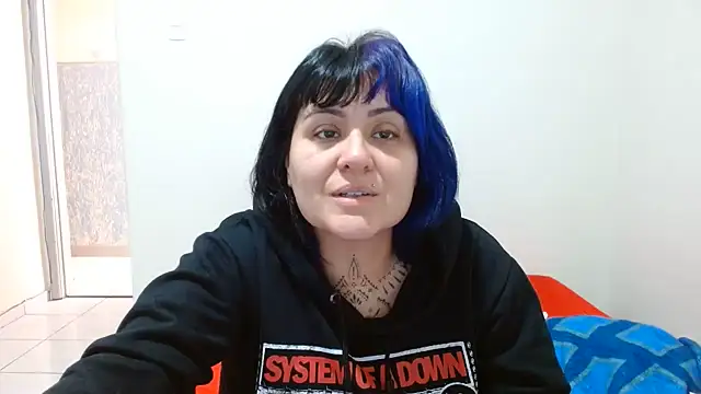 vaholiver online show from June 21, 3:58 pm