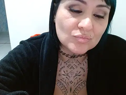 vaholiver online show from July 24, 11:58 pm