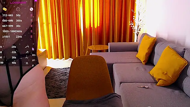  Mia Adams online show from January 23, 12:30 pm