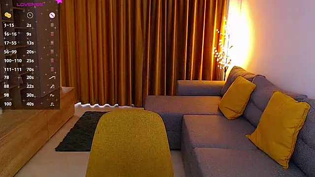  Mia Adams online show from March 1, 9:51 am