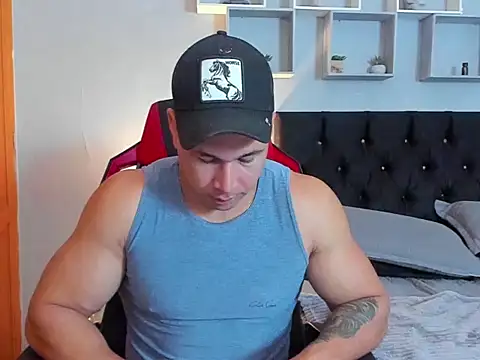 tyler hank01 online show from April 25, 1:03 pm
