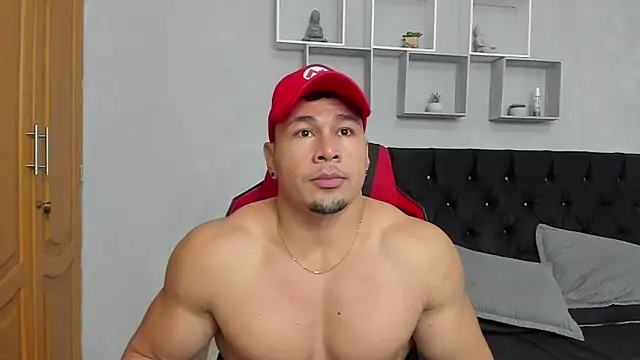 tyler hank01 online show from June 30, 6:42 pm