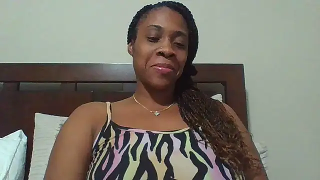 MsJuicy online show from December 14, 6:56 am