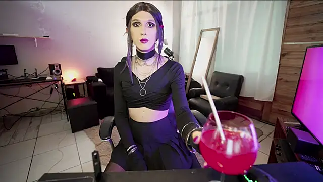 Snapshot of brenda_nataliaok chatting on December 7, 4:53 am brenda nataliaok online show from December 7, 4:53 am