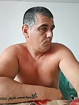 Snapshot of sile2000nou chatting on July 9, 3:54 am sile2000nou online show from July 9, 3:54 am