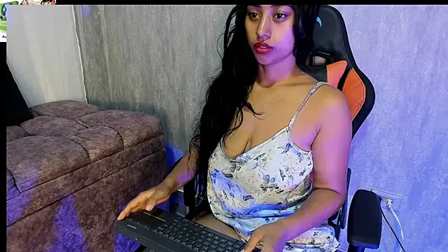 Valentinne z online show from February 10, 8:42 am