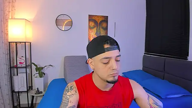 alejandro calderon1 online show from June 7, 2:27 am