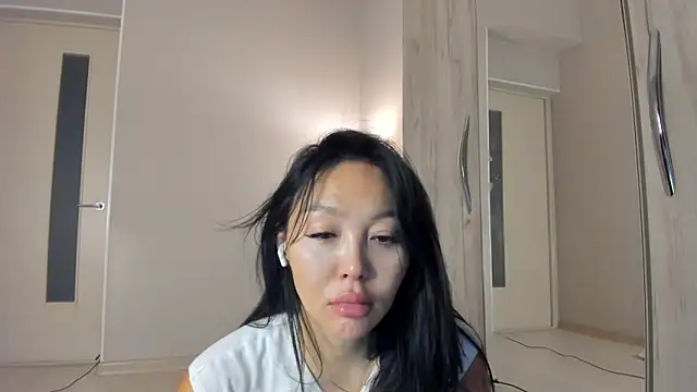 keiko hot online show from April 26, 3:15 am