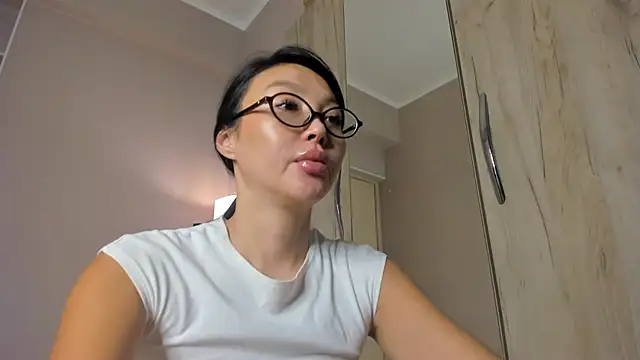 keiko hot online show from June 9, 3:18 am