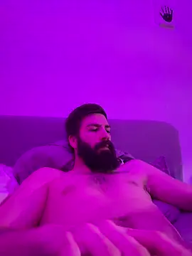 Snapshot of kinkyguy04 chatting on February 28, 10:09 am kinkyguy04 online show from February 28, 10:09 am