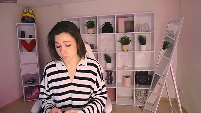 Edenne online show from January 18, 7:59 am