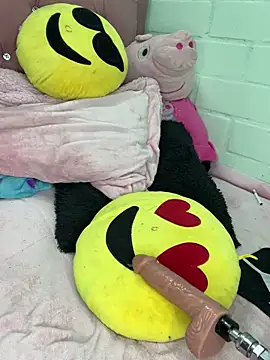 Snapshot of Sofhi_a20 chatting on January 9, 1:50 am Sofhi a20 online show from January 9, 1:50 am