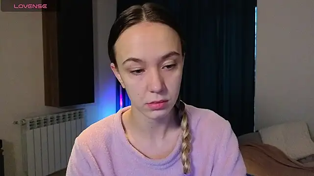 Snapshot of SexyCocobutt chatting on November 15, 6:00 am SexyCocobutt online show from November 15, 6:00 am