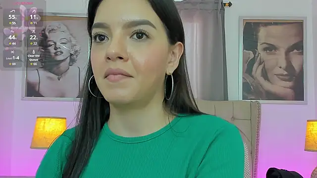 Snapshot of Beautyari_ chatting on July 24, 2:48 pm Beautyari online show from July 24, 2:48 pm