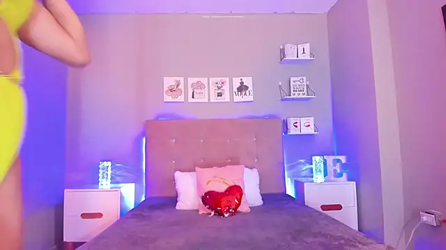 EmilyCoast-1 online show from March 16, 7:29 pm