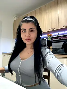 Snapshot of Scarlett-Dream chatting on December 2, 3:34 am Scarlett-Dream online show from December 2, 3:34 am