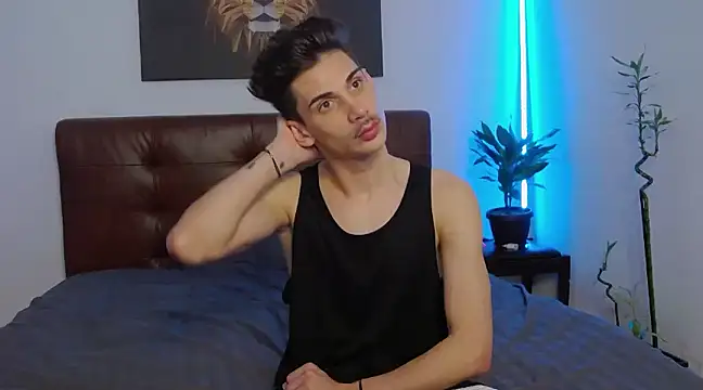 Snapshot of DanielCrush1 chatting on January 11, 2:36 pm DanielCrush1 online show from January 11, 2:36 pm