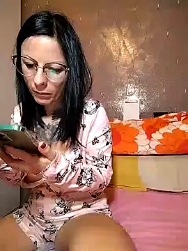 BoccadiFata online show from December 5, 4:44 pm