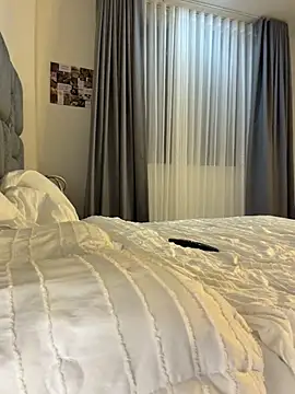 stormyy  online show from March 15, 12:49 am