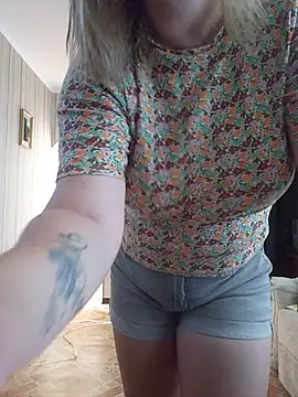 BustyBlond online show from July 1, 5:42 am